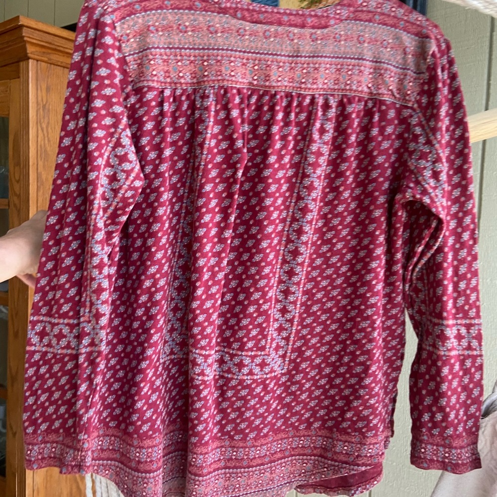 Lucky Brand Burgundy Printed V-Neck Long-Sleeve Tunic - Picture 4 of 4